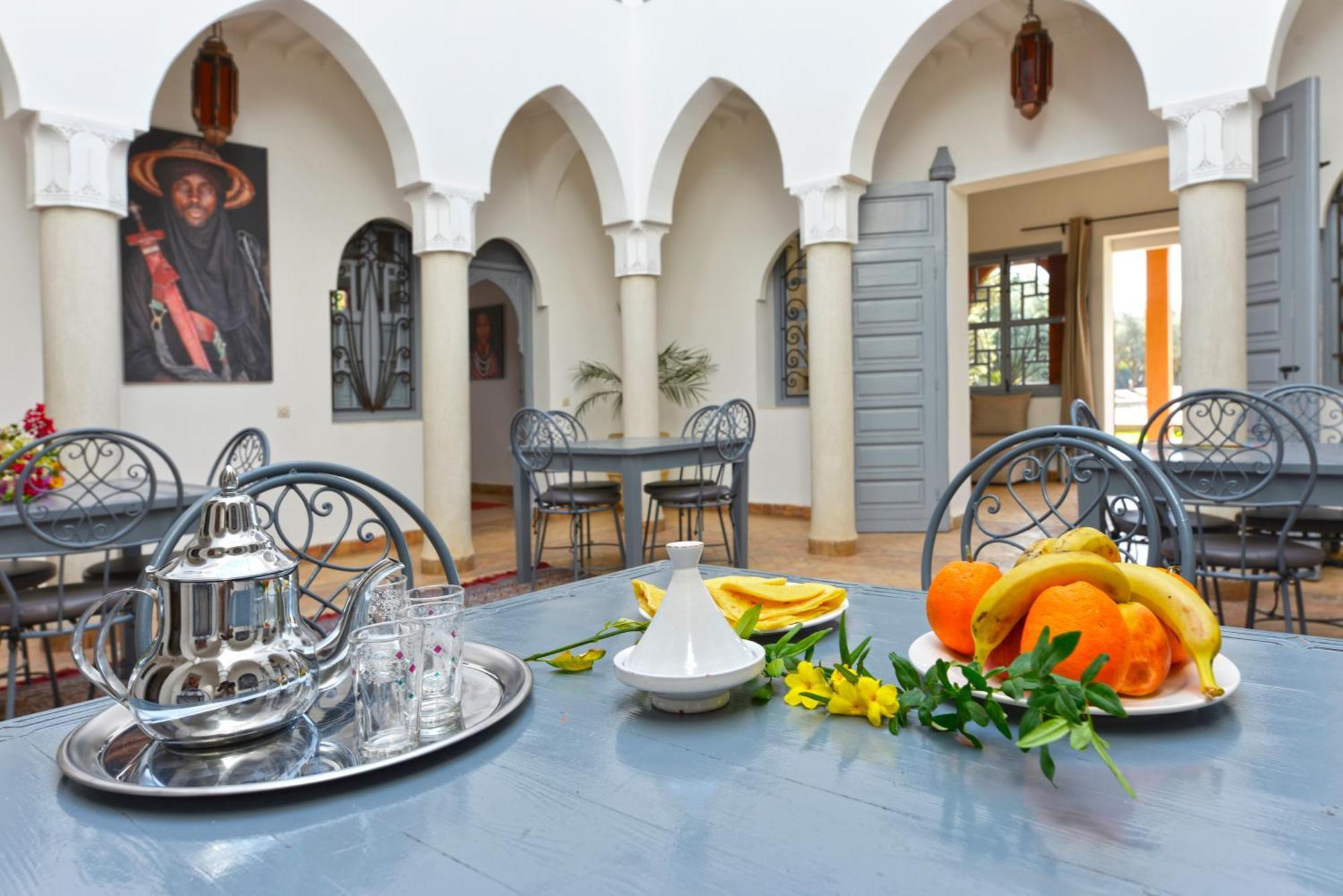 Villa Agora, Villa A La Campagne Proche Marrakech Sidi Abdallah Ghiat Bagian luar foto